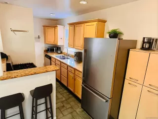 Photo #4: 250039257 Listing 