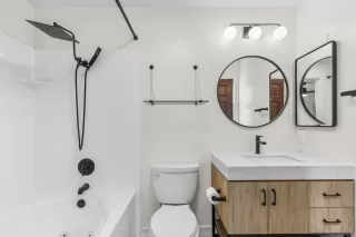 Photo #4: 250039260 Listing