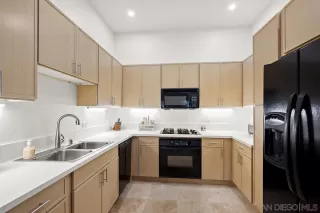 Photo #2: 250039275 Listing 