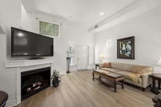 Photo #5: 250039275 Listing 