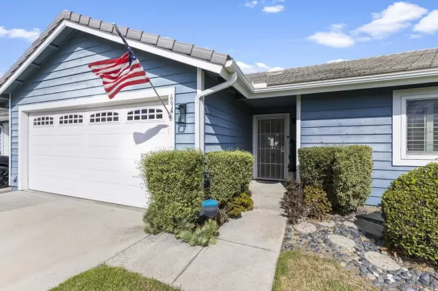 MLS: 250039294 Condo For Sale