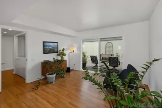 Photo #4: 250039316 Listing