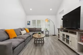 Photo #5: 250039317 Listing