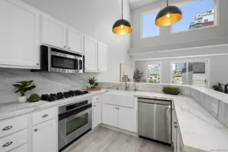 Photo #1: 250039324 Listing 