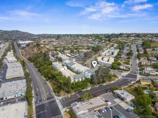 Photo #3: 250039330 Listing