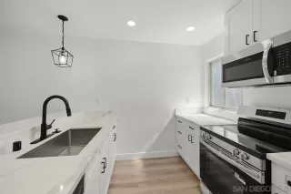 Photo #1: 250039337 Listing