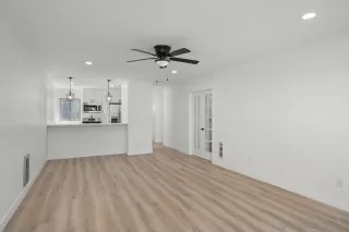 Photo #6: 250039337 Listing