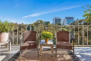 Photo #1: 250039342 Listing