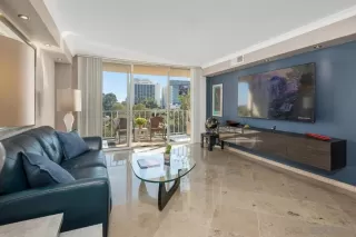 Photo #4: 250039342 Listing