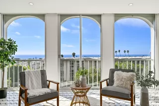 Photo #4: 250039375 Listing