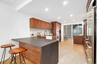 Photo #6: 250039375 Listing