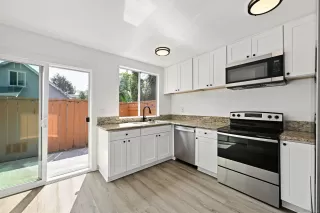 Photo #4: 250039376 Listing 