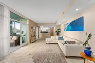 Photo #2: 250039391 Listing