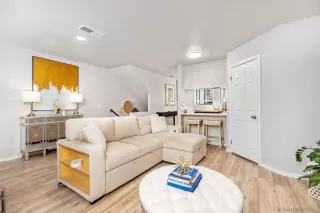 Photo #2: 250039400 Listing