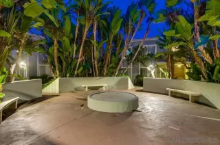 Photo #6: 250039418 Listing