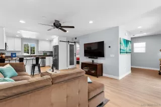 Photo #3: 250039465 Listing