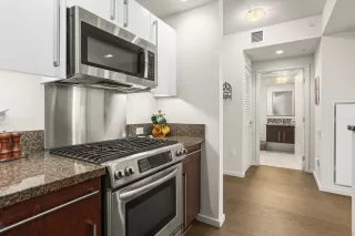 Photo #5: 250039468 Listing