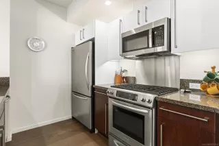 Photo #6: 250039468 Listing