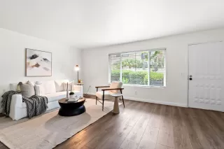 Photo #3: 250039482 Listing