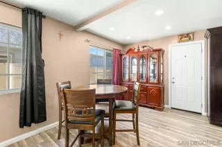 Photo #3: 250039501 Listing 