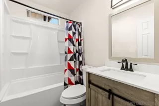 Photo #5: 250039501 Listing 