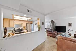 Photo #3: 250039534 Listing 