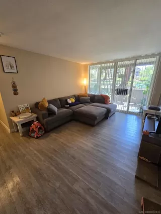 Photo #5: 250039538 Listing 