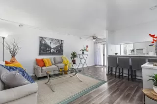 Photo #5: 250039555 Listing 