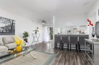 Photo #6: 250039555 Listing 