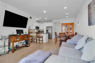 Photo #2: 250039566 Listing 