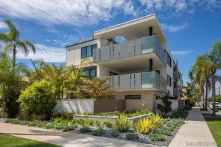 More Details about MLS # 250039592 : 1014 5TH ST UNIT 3B