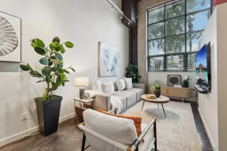 Photo #4: 250039596 Listing