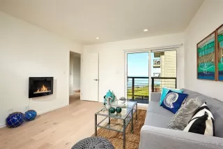 Photo #4: 250039605 Listing