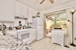 Photo #1: 250039628 Listing 