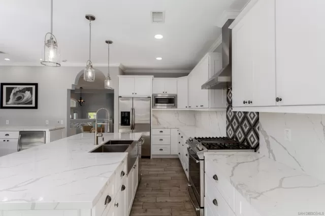 MLS: 250039734 Condo For Sale