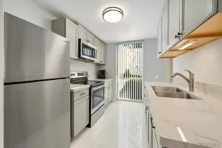 Photo #2: 250039756 Listing