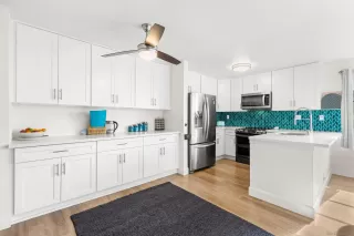 Photo #1: 250039790 Listing