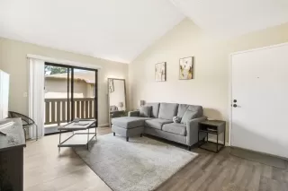 Photo #1: 250039837 Listing 