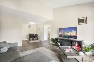 Photo #3: 250039837 Listing 