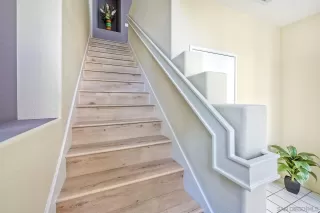 Photo #4: 250039858 Listing