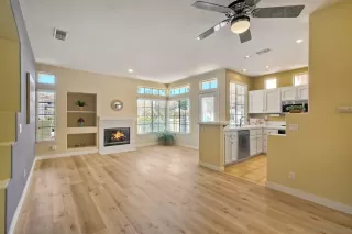 Photo #5: 250039858 Listing