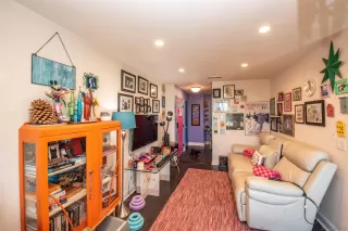 Photo #3: 250039874 Listing