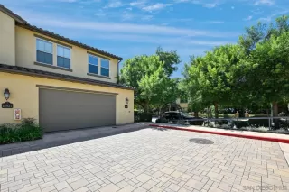 Photo #2: 250039892 Listing