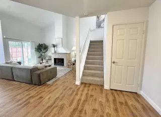 Photo #1: 250039907 Listing