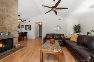 Photo #5: 250039915 Listing