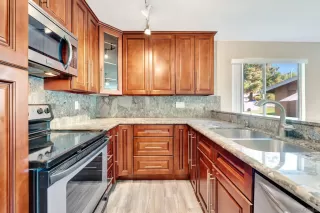 Photo #5: 250039919 Listing 