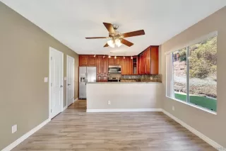 Photo #6: 250039919 Listing 