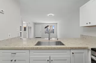 Photo #3: 250039921 Listing 