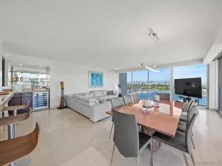 Photo #2: 250039929 Listing