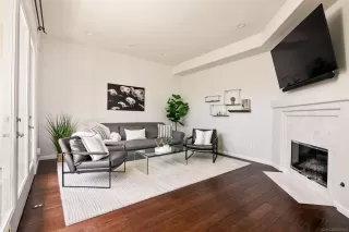 Photo #5: 250039949 Listing